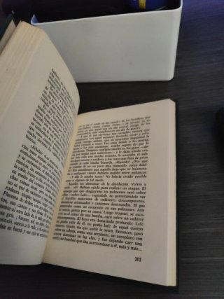 Cárceles de mujeres Novela. I