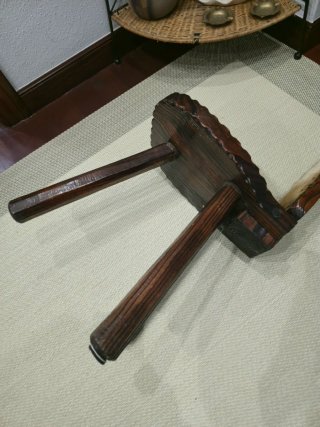 Sillas antiguas madera y pelo cabra (2 uds)
