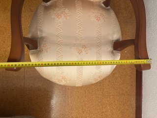 Silla tapizada clásica madera. Butacón