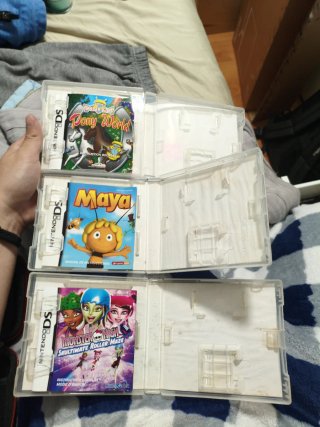 Lote de 5 Juegos y 3 cajas de Nintendo DS