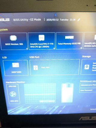 Portátil ASUS i7 Preto e Vermelho