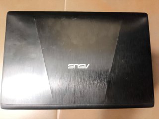 Portátil ASUS i7 Preto e Vermelho