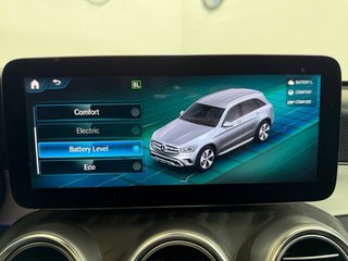 MERCEDES-BENZ GLC 300de 4MATIC AMG LINE