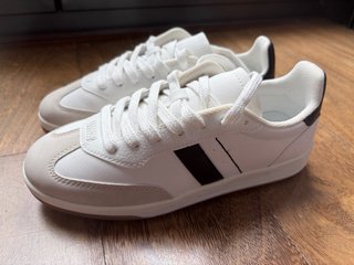 Zapatillas H&M Niña/Niño Talla 34, con etiquetas