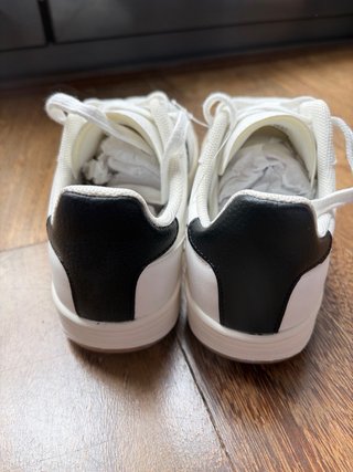 Zapatillas H&M Niña/Niño Talla 34, con etiquetas
