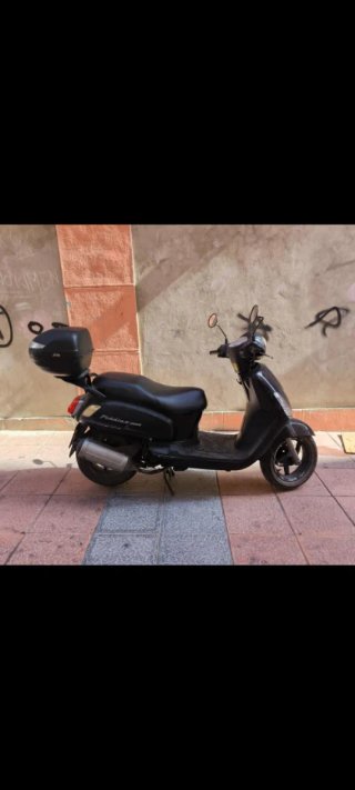 Scooter Negro Automático