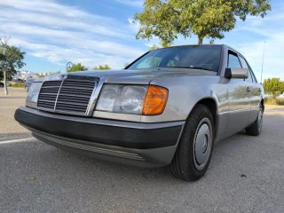 Mercedes-Benz Clase E 1990