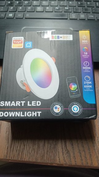Luz LED Inteligente RGB+CCT 10W Tuya