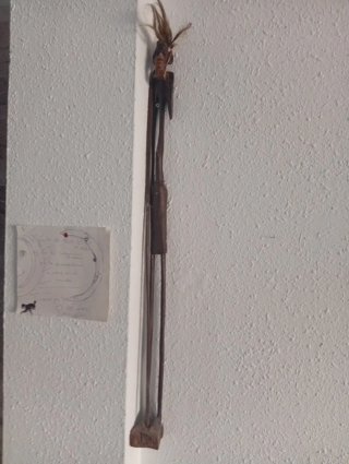 Figura de madera decorativa al