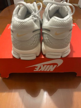 Nike Vomero 5 JD Dorado Blanco