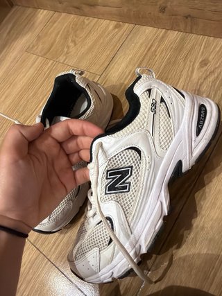 New Balance 530 Running negro y Blanco
