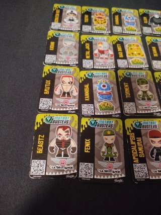 Cartas Mutant Busters
