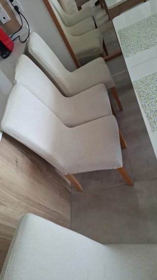 Sillas de salón beige tela