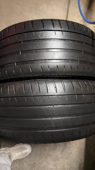 Michelin Pilot Sport 4S 235/35/19