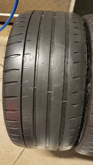 Michelin Pilot Sport 4S 235/35/19