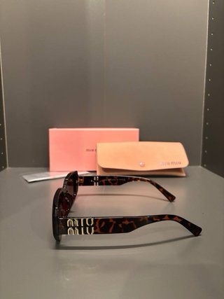 Gafas de sol Miu Miu Tortoise