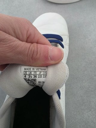 Scarpe Adidas Advantage bianche e verdi
