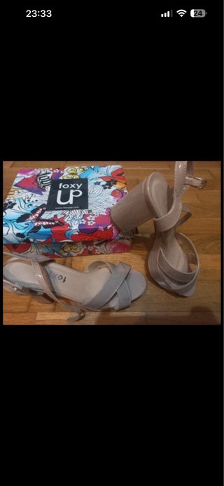 Sandalias FoxyUp Beige Tacón