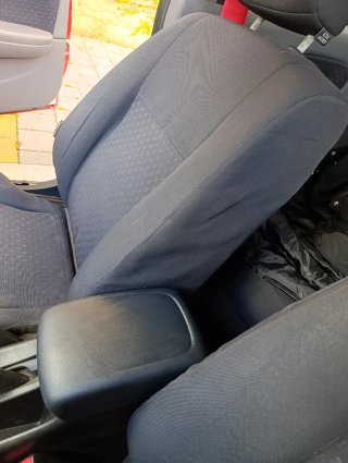 Nissan Almera 2004