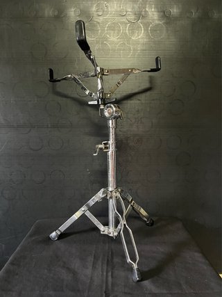 Gretsch Renown Maple Batería 24, 13, 16 + extras