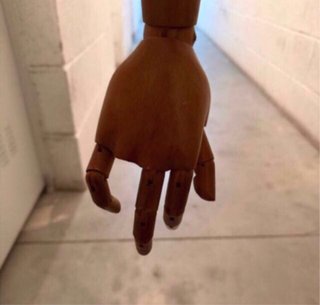 Maniquí de sastre con brazos de madera