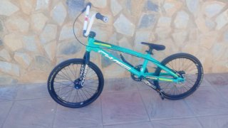 Bicicleta BMX Chase Edge Expert XL 2023
