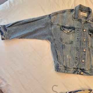 Chaqueta vaquera Stradivarius azul