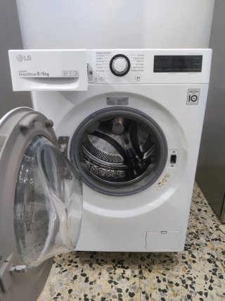 Lavadora y Secadora LG 8/6 kg Inverter