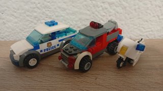 Lego City Comisaría (7498 MOC) + Figuras, etc...