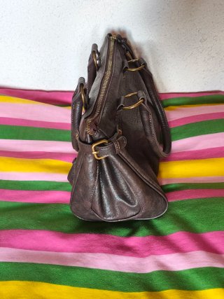 Bolso marrón estilo bowling vintage