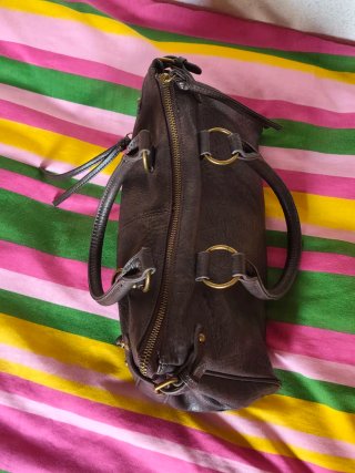 Bolso marrón estilo bowling vintage