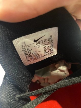 Nike Shox R4 x Supreme Negro