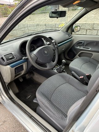 Renault Clio 2003