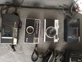 Lote Cámaras Vintage y Videocámaras Antiguas