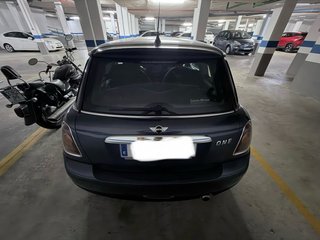 MINI One 2013