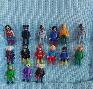 Figuras Playmobil Superhéroes Huevo Kinder!