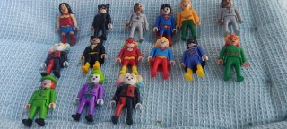 Figuras Playmobil Superhéroes Huevo Kinder!