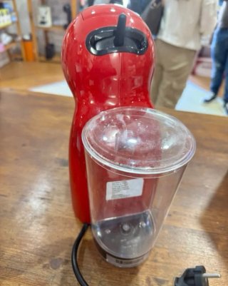 Cafetera Nescafé Dolce Gusto Roja