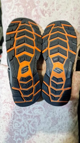 Sandalias Skechers Hands Free Slip-Ins. Talla 44