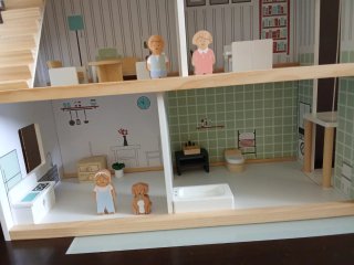 Casa de muñecas Sklum
