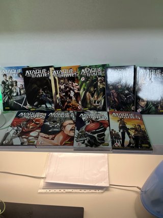 MANGA ATAQUE A LOS TITANES DEL TOMO 1 AL 10.