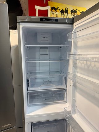 NEVERA INDESIT GRIS NOFROST SEMINUEVA