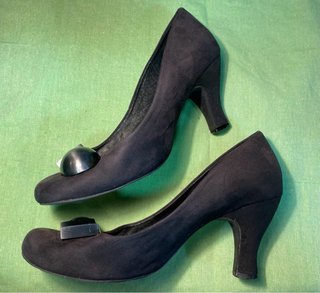 Zapatos señora negros con adorno metal
