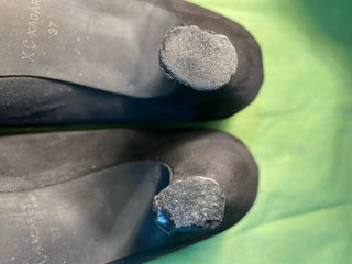 Zapatos señora negros con adorno metal