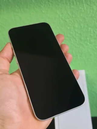 iPhone 16 Plus 128GB. Como nuevo+Factura