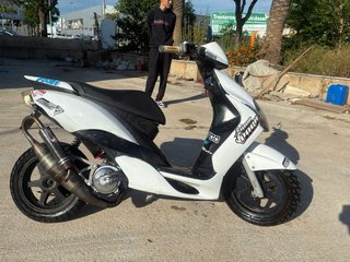 Yamaha Jog RR preparada