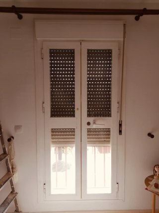 Puerta de paso blanca