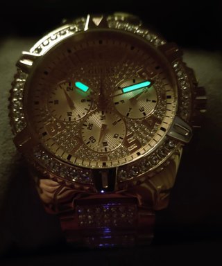 Reloj Guess Frontier nuevo dorado