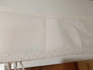 Contorno de berço estrelas