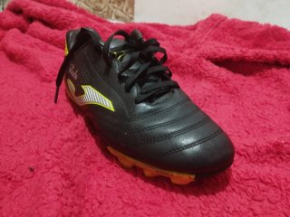 Botas Fútbol Joma Talla 36-37 Negras y Amarillas
